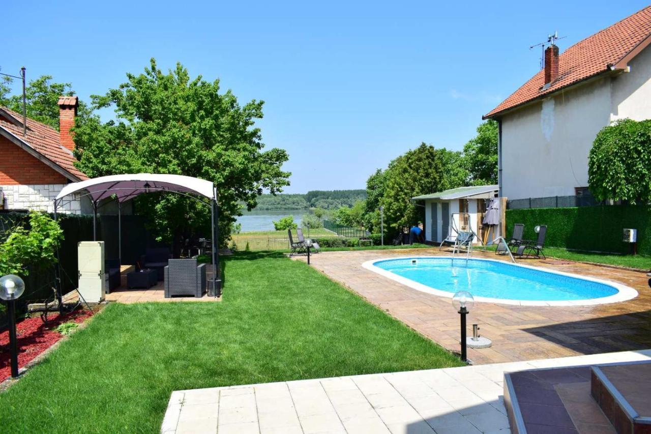 Vila Mila Riverside Apartments Smederevo Ngoại thất bức ảnh